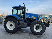 2007 new holland t8040 vierwielaangedreven landbouwtractor - afbeelding 27 van  31