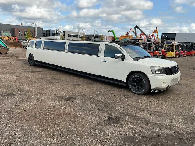 2007 nissan armada vk56de limousine - afbeelding 68 van  69