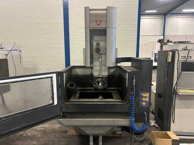 2007 ona ae 400 draadvonk- en erodeermachine - afbeelding 2 van  9