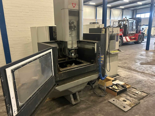 2007 ona ae 400 draadvonk- en erodeermachine - afbeelding 3 van  9