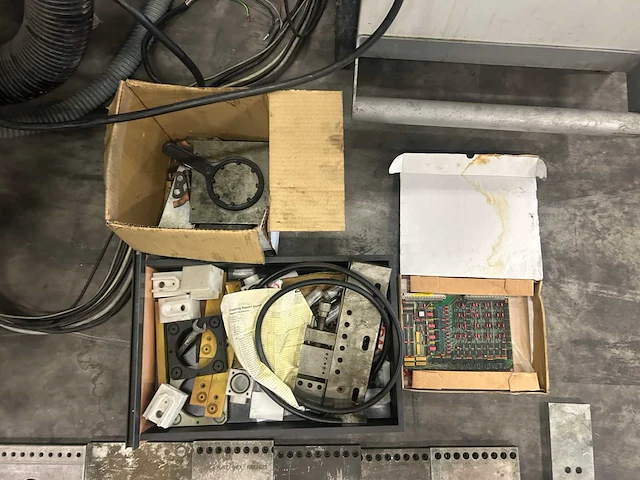 2007 ona ae 400 draadvonk- en erodeermachine - afbeelding 7 van  9