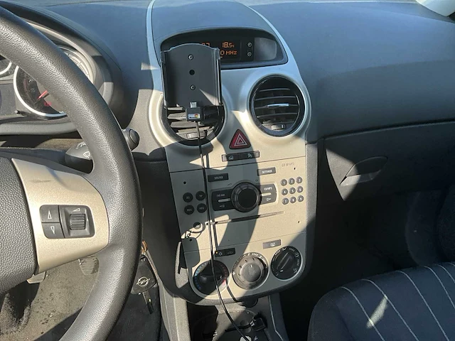 2007 opel corsa personenauto - afbeelding 4 van  15