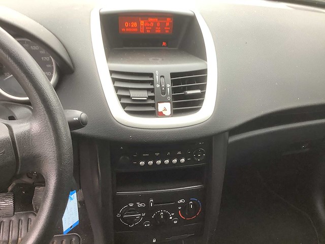 2007 peugeot 207 1.4-16v color-line personenauto - afbeelding 3 van  13
