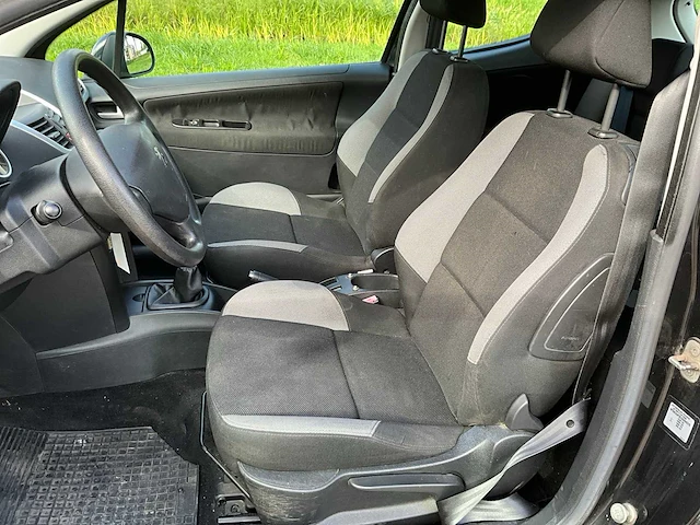 2007 peugeot 207 personenauto - afbeelding 4 van  22