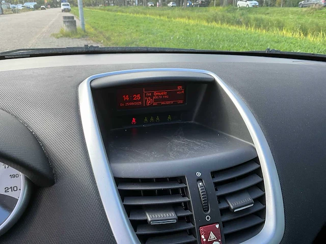 2007 peugeot 207 personenauto - afbeelding 7 van  22