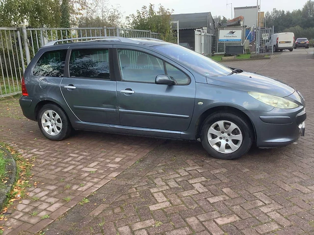 2007 peugeot 307 sw 1.6-16v premium personenauto - afbeelding 8 van  13
