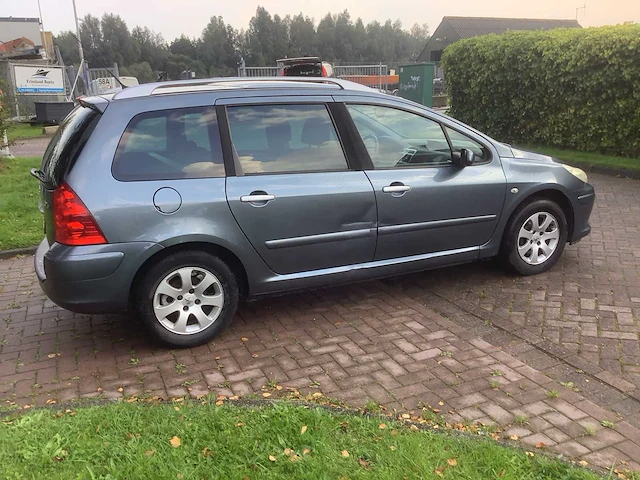 2007 peugeot 307 sw 1.6-16v premium personenauto - afbeelding 9 van  13