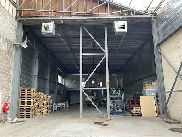 2007 plat dak staalconstructie 13,50 x 30,00 mtr (405m2) - afbeelding 26 van  26