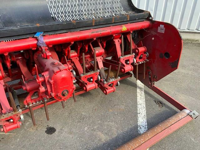 2007 redexim verti-drain beluchtingsmachine - afbeelding 17 van  18