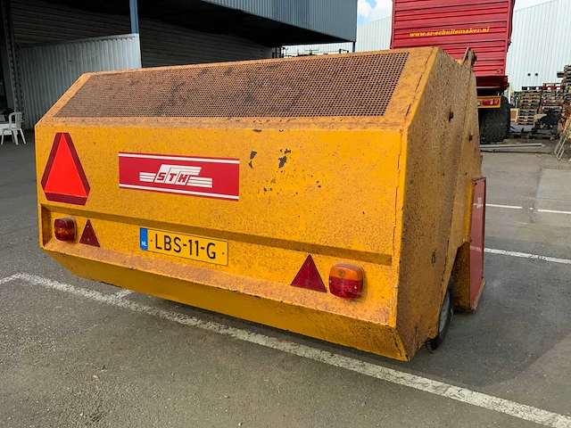 2007 schouten px 1800 gras/bladveegmachine - afbeelding 2 van  17