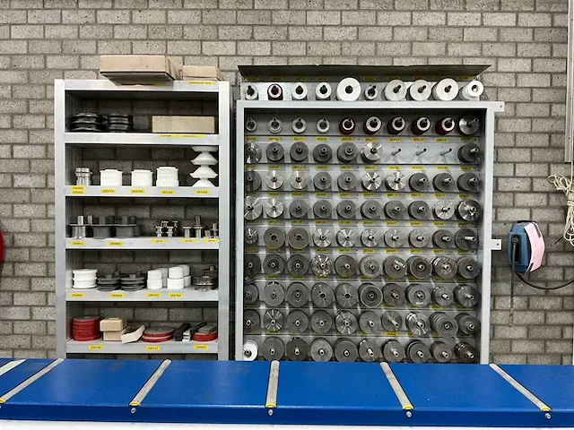 2007 schüco isomat 4 profielwalsmachine (c-465) - afbeelding 11 van  19