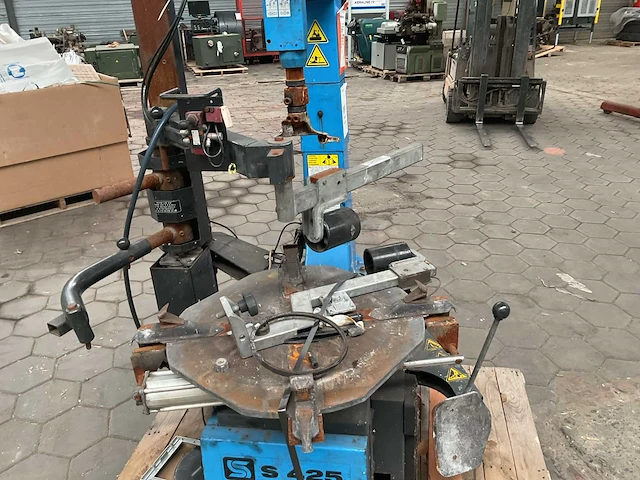 2007 sice s425 banden de-en montageapparaat - afbeelding 8 van  10