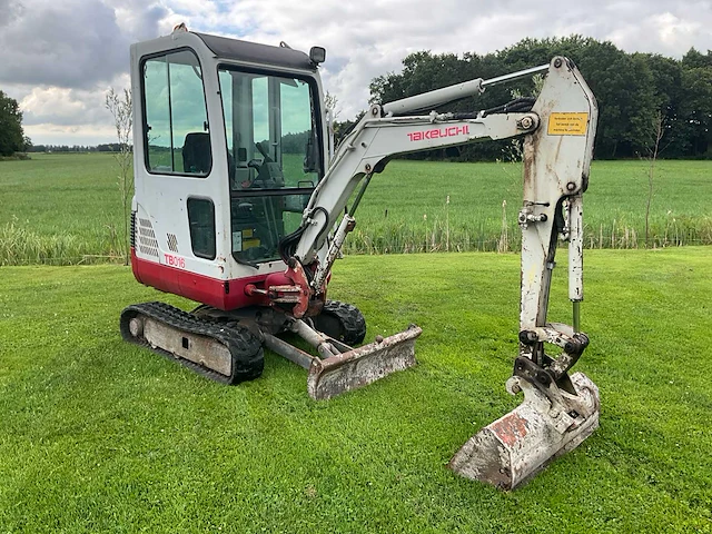 2007 takeuchi tb016 minigraafmachine - afbeelding 28 van  33