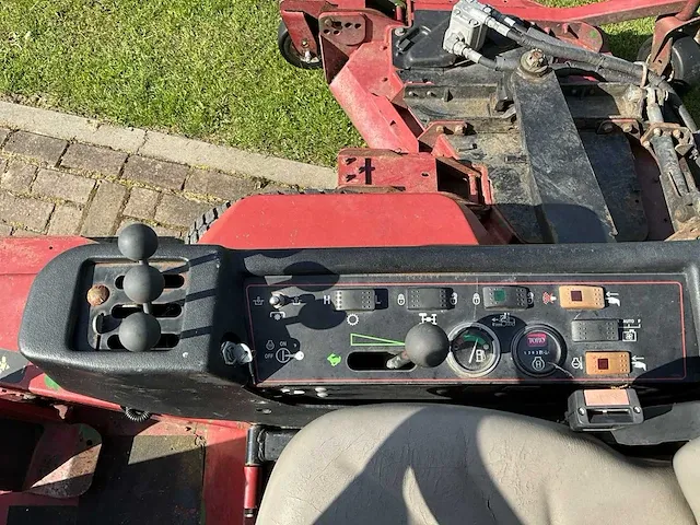 2007 toro 4000 cirkelmaaier - afbeelding 18 van  39