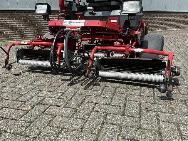 2007 toro greenmaster 3250-d kooimaaier - afbeelding 6 van  22