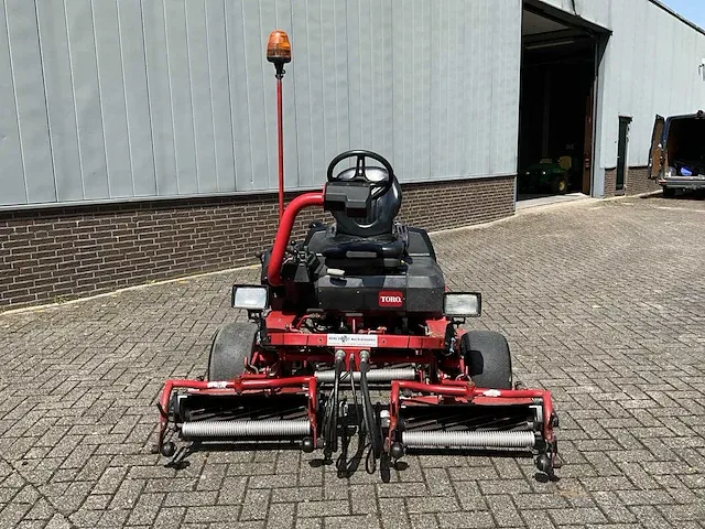 2007 toro greenmaster 3250-d kooimaaier - afbeelding 12 van  22