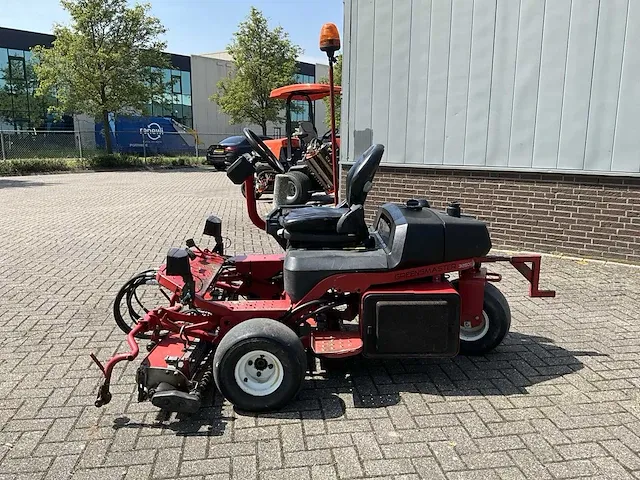 2007 toro greenmaster 3250-d kooimaaier - afbeelding 18 van  22