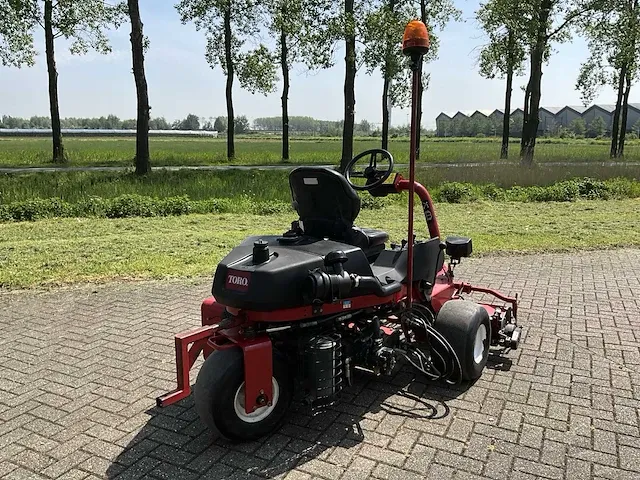 2007 toro greenmaster 3250-d kooimaaier - afbeelding 19 van  22