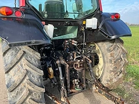 2007 valtra n91 vierwielaangedreven landbouwtractor - afbeelding 32 van  35