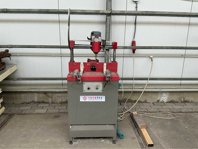 2007 veratec slotfreesmachine - afbeelding 1 van  9
