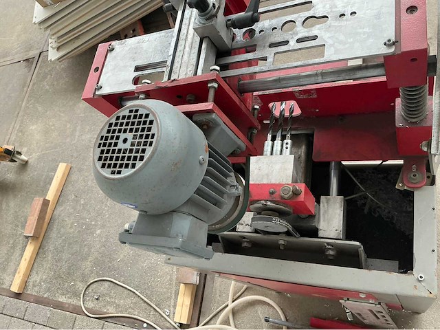 2007 veratec slotfreesmachine - afbeelding 6 van  9