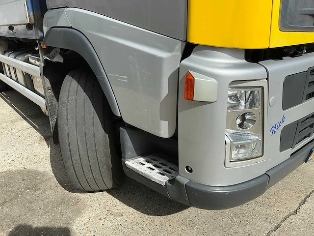 2007 volvo fh400 vrachtwagen - afbeelding 36 van  42