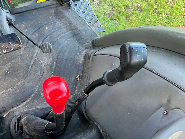 2007 zetor forterra 10641 vierwielaangedreven landbouwtractor - afbeelding 27 van  40
