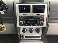 2008 - dodge - nitro - 3.7 v6 sxt - personenauto - afbeelding 15 van  16