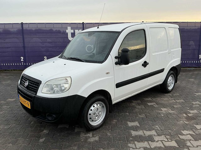 2008 - fiat - doblò - 1.6 cng/benzine comfort - bedrijfswagen - afbeelding 1 van  12