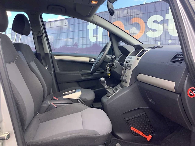 2008 - opel - zafira - 2.2 temptation - personenauto - afbeelding 9 van  13