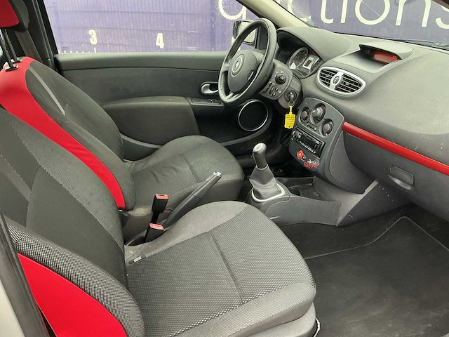 2008 - renault - clio - 1.5 dci dynamique s - personenauto - afbeelding 10 van  14