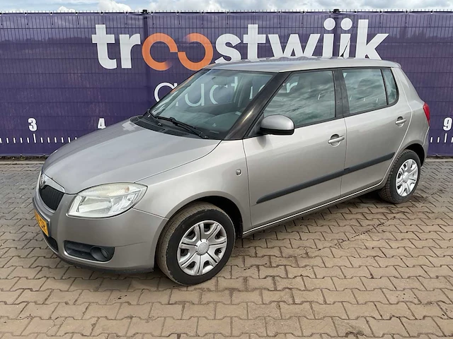 2008 - skoda - fabia - 1.4-16v ambiente - personenauto - afbeelding 1 van  12