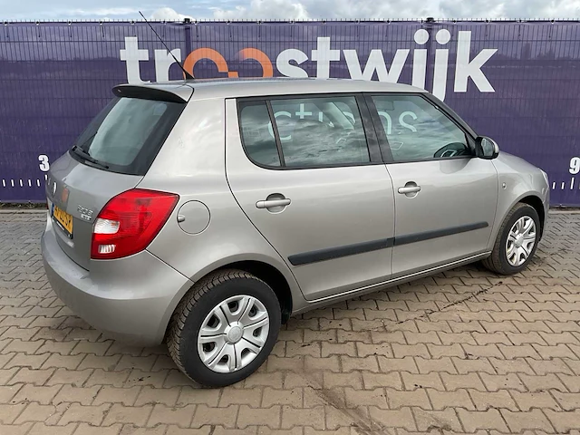 2008 - skoda - fabia - 1.4-16v ambiente - personenauto - afbeelding 7 van  12
