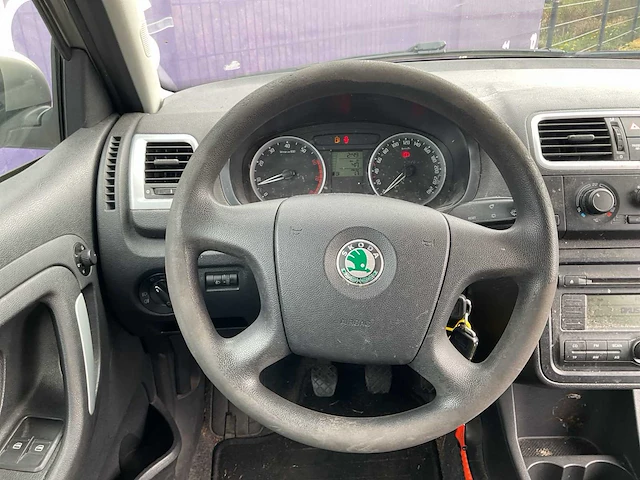 2008 - skoda - fabia - 1.4-16v ambiente - personenauto - afbeelding 10 van  12