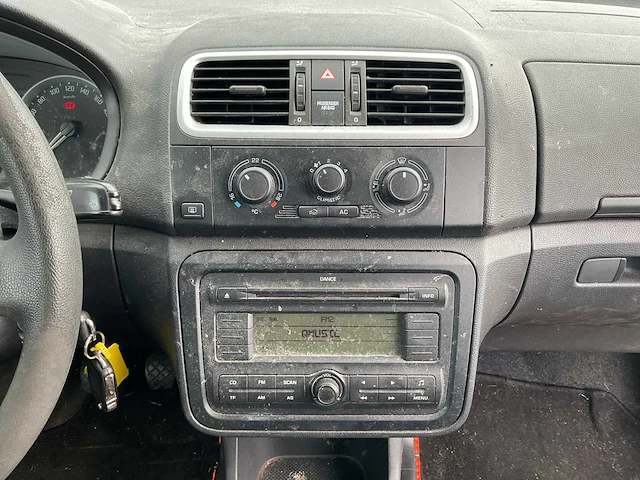 2008 - skoda - fabia - 1.4-16v ambiente - personenauto - afbeelding 12 van  12