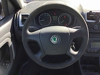 2008 - skoda - roomster - 1.4-16v navigator - personenauto - afbeelding 12 van  12