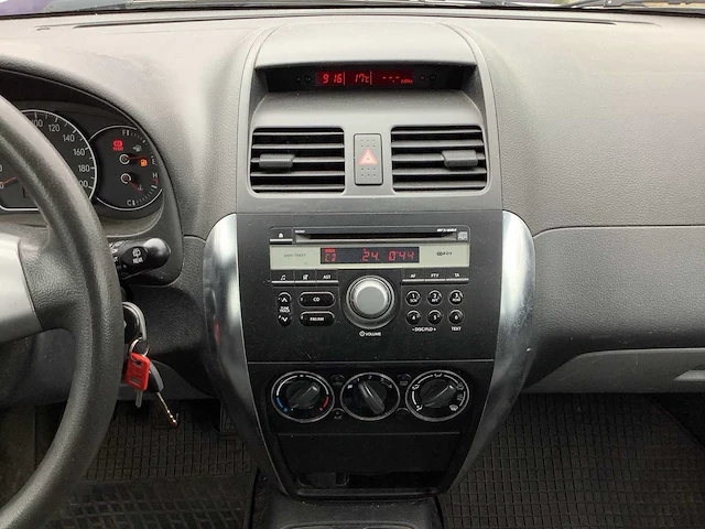 2008 - suzuki - sx4 - 1.6 comfort - personenauto - afbeelding 11 van  12