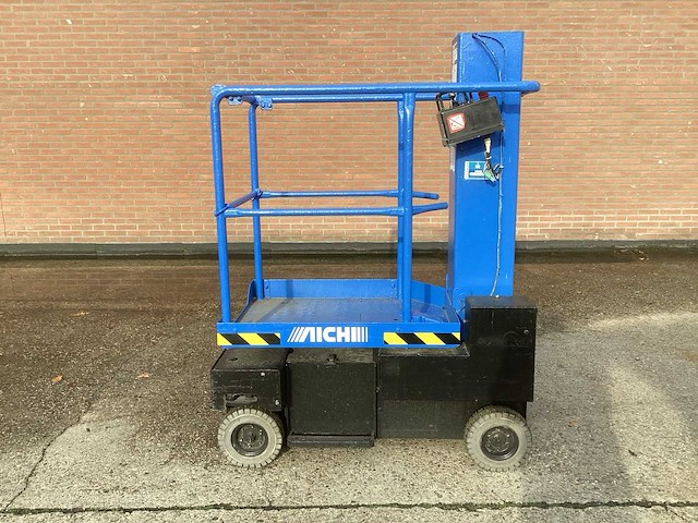 2008 aichi sv04b hoogwerker - afbeelding 2 van  6