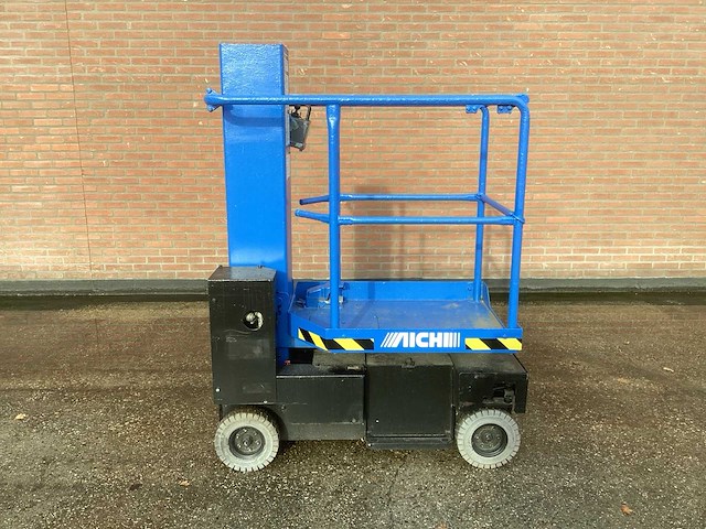 2008 aichi sv04b hoogwerker - afbeelding 1 van  6