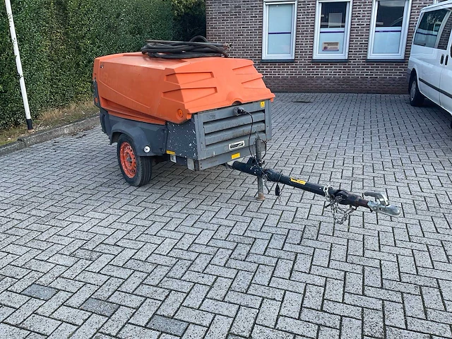 2008 atlas copco xas 57 luchtcompressor - afbeelding 1 van  9