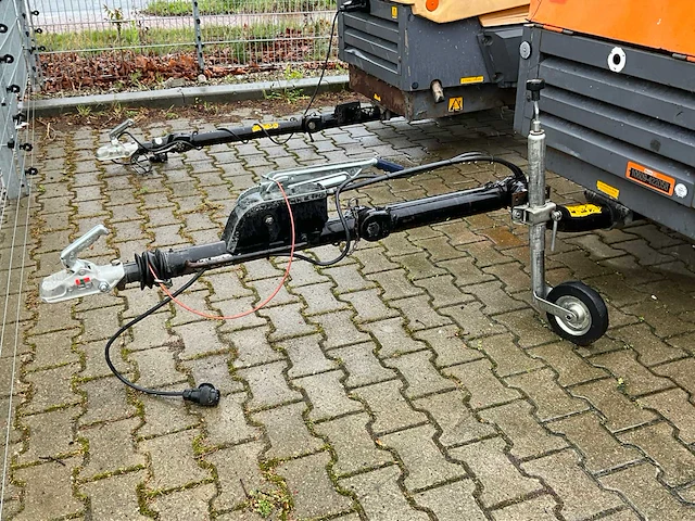 2008 atlas copco xas57 compressor aanhangwagen - afbeelding 4 van  16