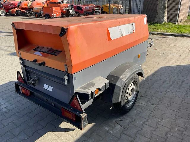 2008 atlas copco xas57 compressor aanhangwagen - afbeelding 10 van  16