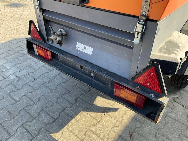 2008 atlas copco xas57 compressor aanhangwagen - afbeelding 12 van  16