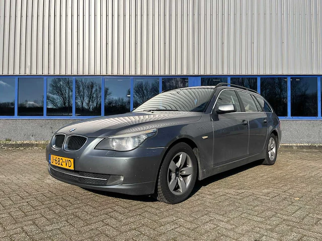 2008 bmw 5-serie touring 520d personenauto - afbeelding 1 van  52