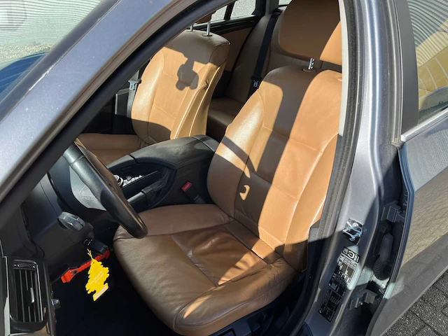 2008 bmw 5-serie touring 520d personenauto - afbeelding 16 van  52