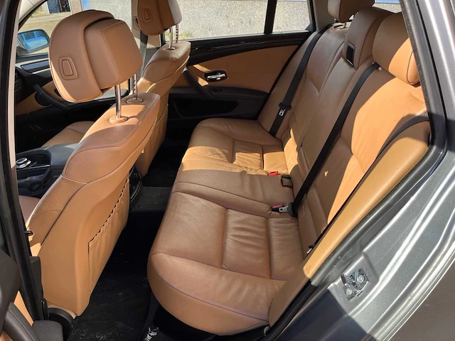 2008 bmw 5-serie touring 520d personenauto - afbeelding 17 van  52