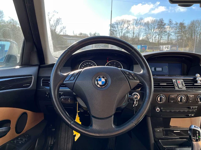 2008 bmw 5-serie touring 520d personenauto - afbeelding 19 van  52