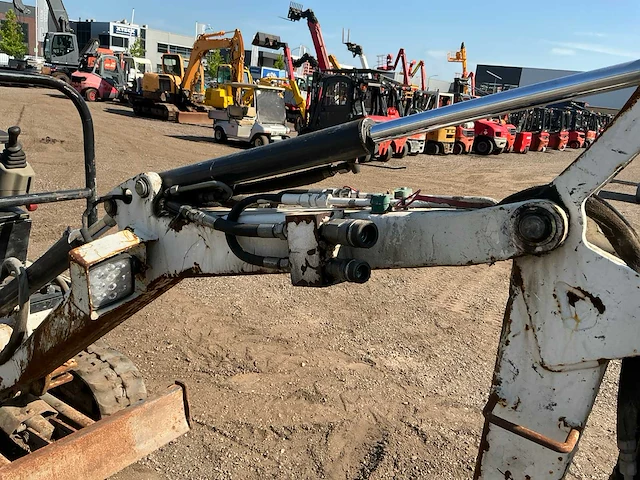2008 bobcat 323k minigraafmachine - afbeelding 13 van  16