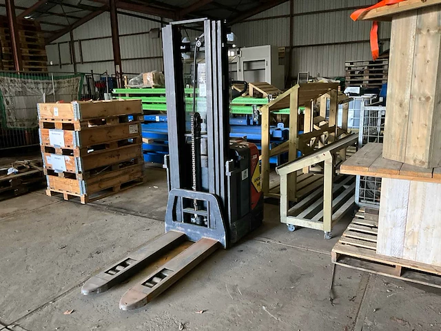 2008 bt spe 125 stapelaar - afbeelding 1 van  16