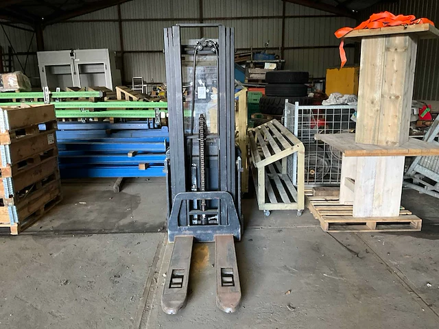 2008 bt spe 125 stapelaar - afbeelding 9 van  16